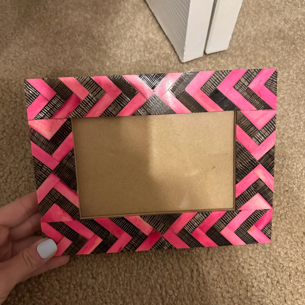 Chevron picture frame